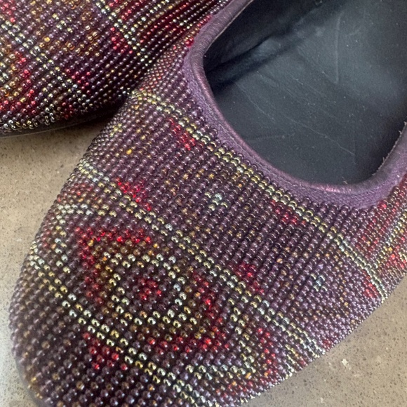 Donald J Pliner Nice Hasin Flats Beaded Purple Aztek Design Size 9 - Picture 3 of 3